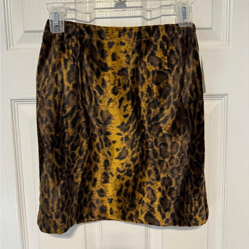 Emanuel Ungaro Liberte Petite Leopard Print Skirt 0/34